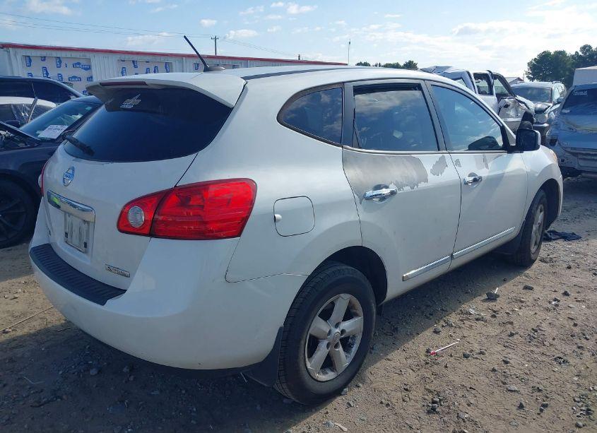 Photo 4 of 2013 Nissan Rogue S (VIN JN8AS5MT6DW533008)