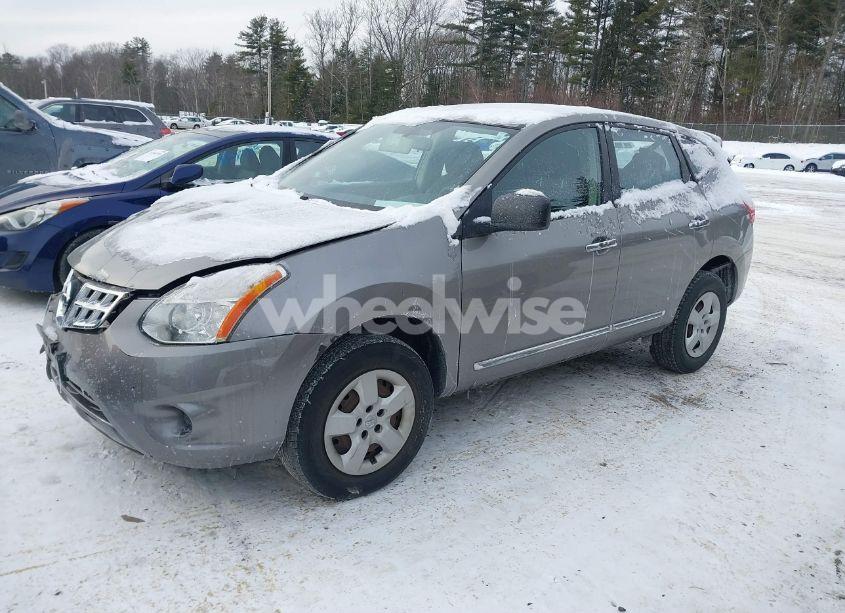 Photo 2 of 2013 Nissan Rogue S (VIN JN8AS5MT6DW535678)