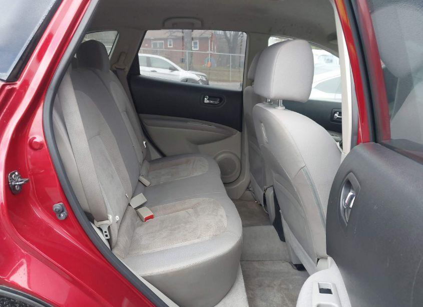 Photo 8 of 2013 Nissan Rogue S (VIN JN8AS5MT6DW545336)