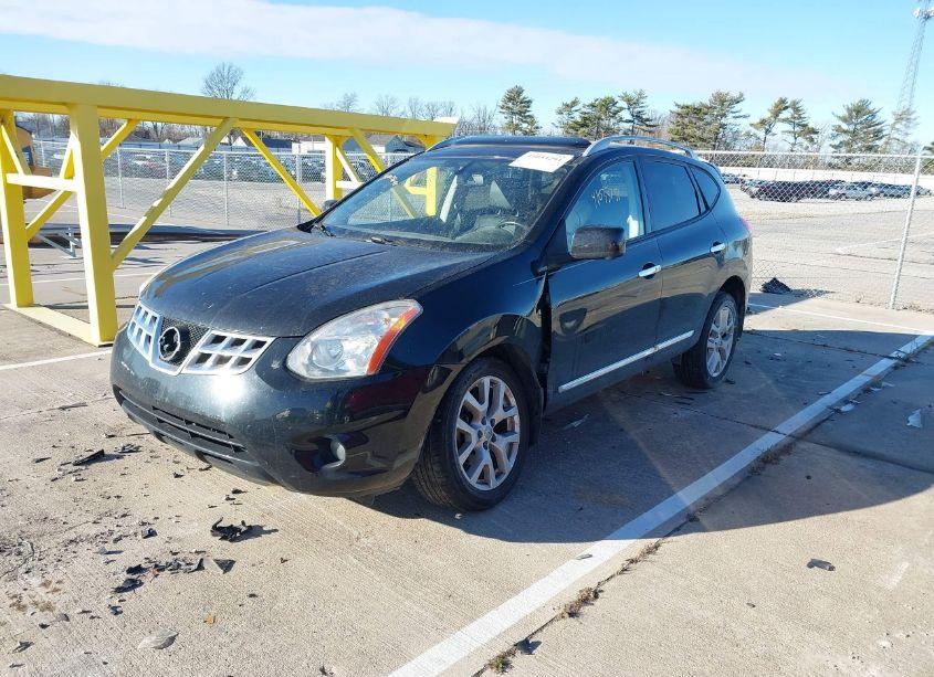 Photo 2 of 2013 Nissan Rogue SV W/SL PKG (VIN JN8AS5MT6DW546969)