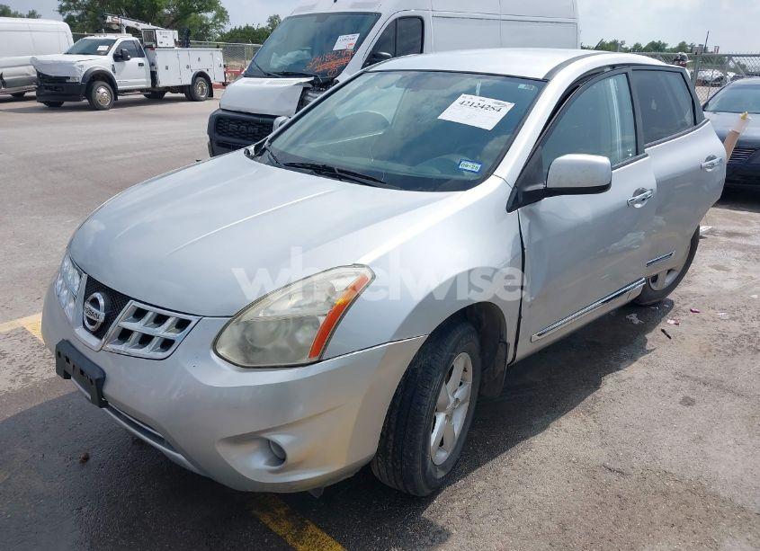 Photo 2 of 2013 Nissan Rogue S (VIN JN8AS5MT6DW549418)