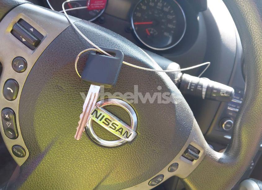 Photo 11 of 2014 Nissan Rogue SELECT S (VIN JN8AS5MT6EW101097)