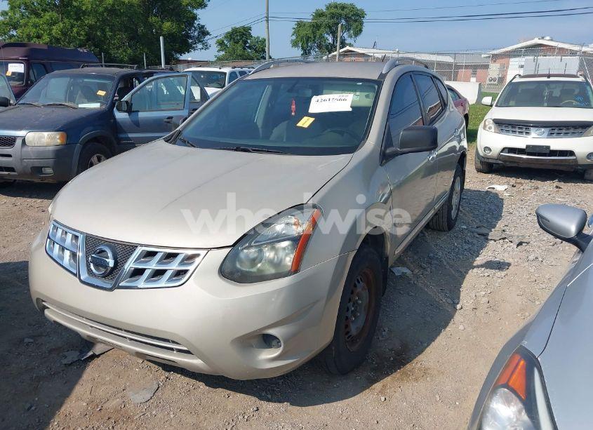 Photo 2 of 2014 Nissan Rogue SELECT S (VIN JN8AS5MT6EW101097)