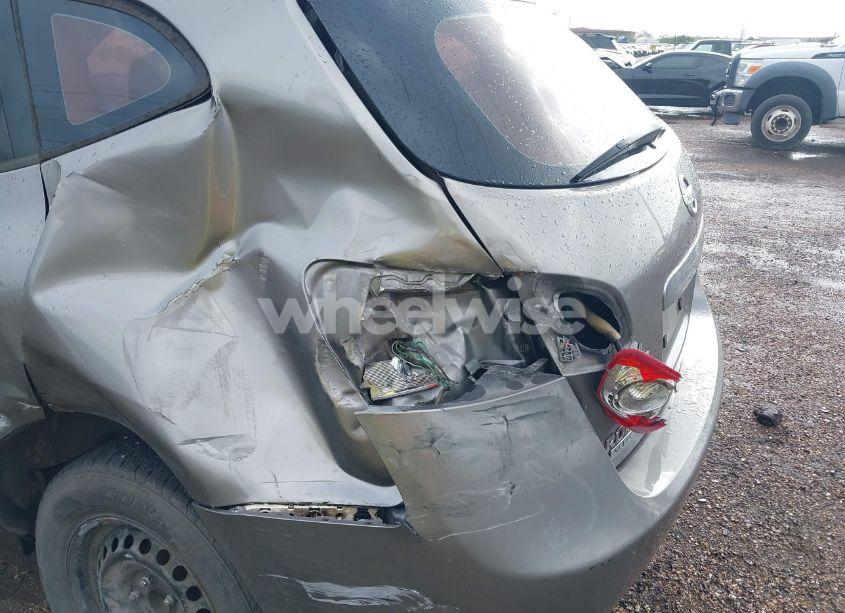 Photo 6 of 2014 Nissan Rogue SELECT S (VIN JN8AS5MT6EW600532)