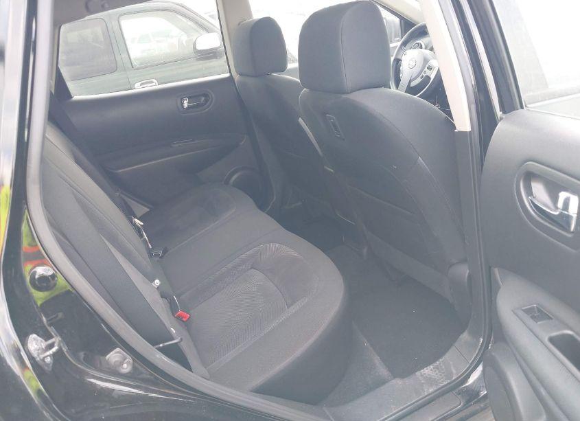 Photo 8 of 2014 Nissan Rogue SELECT S (VIN JN8AS5MT6EW613085)