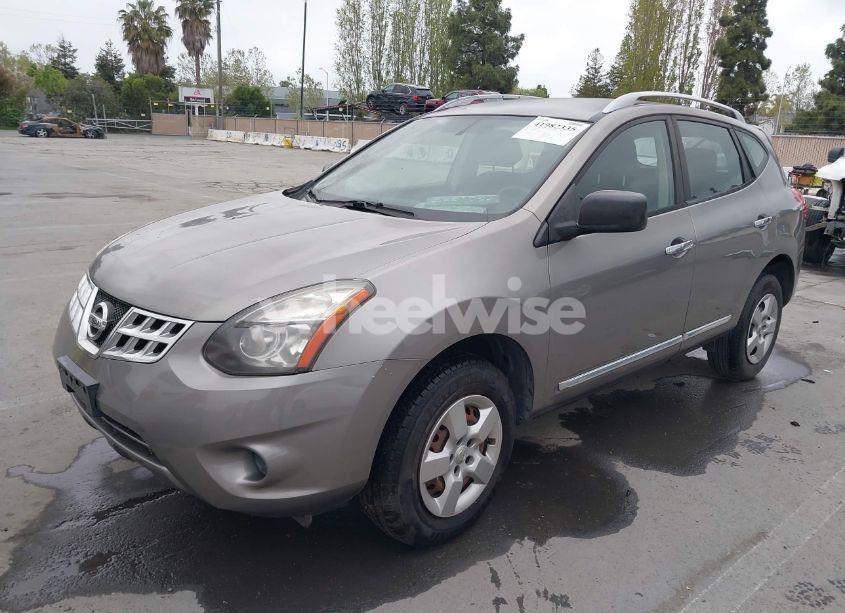 Photo 2 of 2014 Nissan Rogue SELECT S (VIN JN8AS5MT6EW616066)