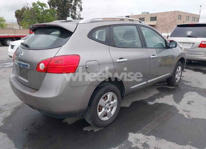 Photo 4 of 2014 Nissan Rogue SELECT S (VIN JN8AS5MT6EW616066)