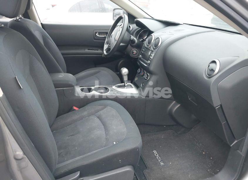 Photo 5 of 2014 Nissan Rogue SELECT S (VIN JN8AS5MT6EW616066)