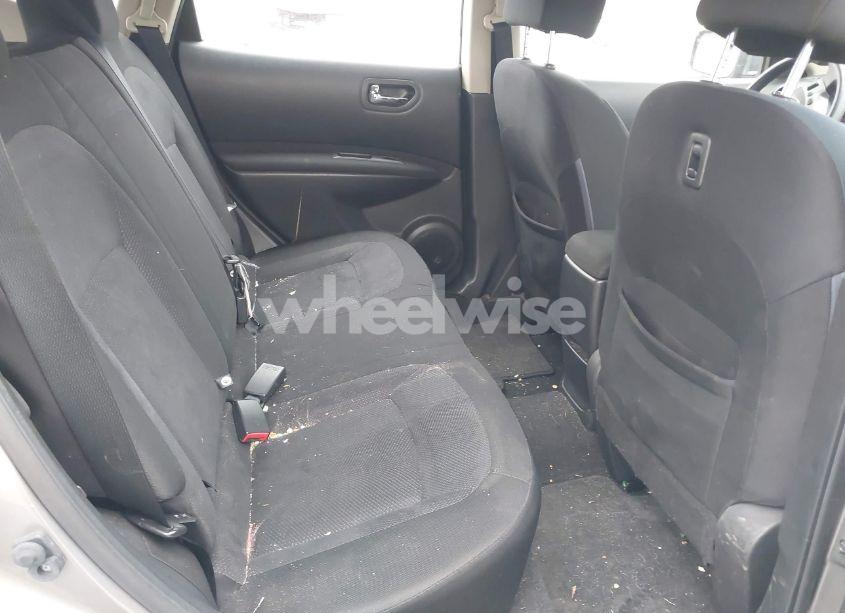 Photo 8 of 2014 Nissan Rogue SELECT S (VIN JN8AS5MT6EW616066)