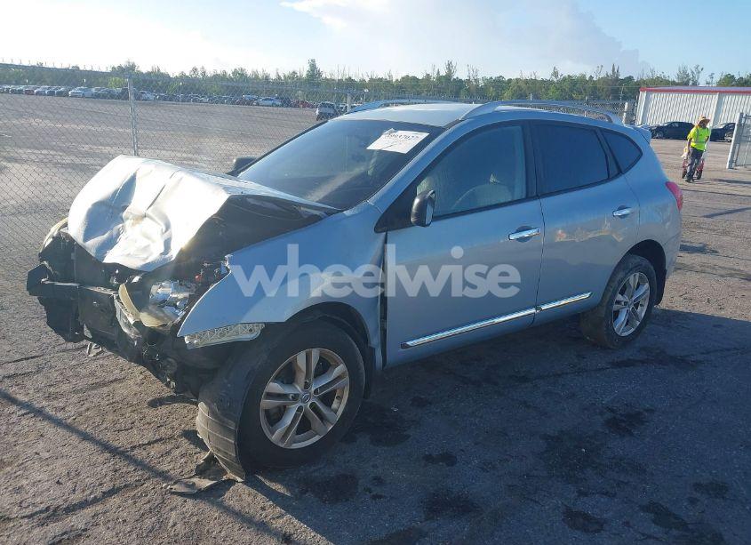 Photo 2 of 2015 Nissan Rogue SELECT S (VIN JN8AS5MT6FW151709)