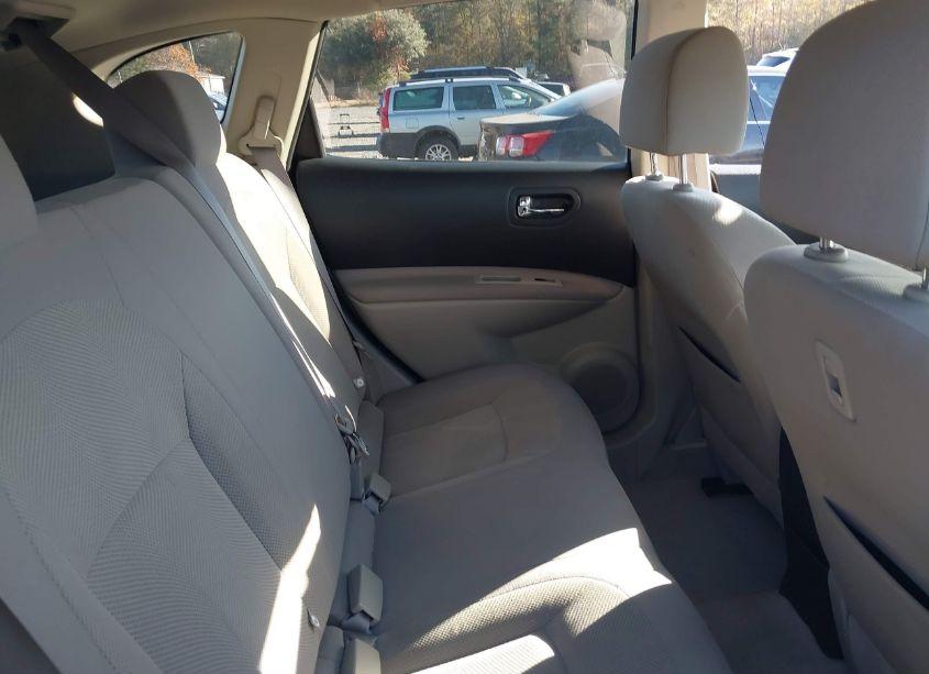 Photo 8 of 2015 Nissan Rogue SELECT S (VIN JN8AS5MT6FW162418)