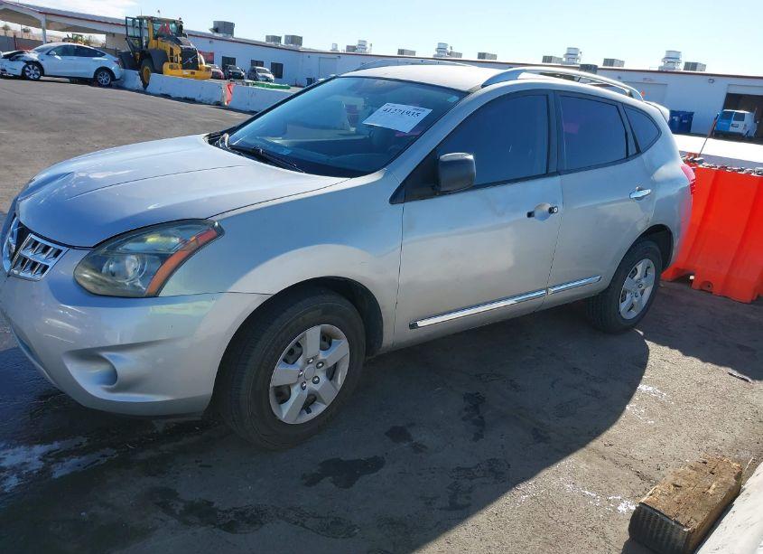 Photo 2 of 2015 Nissan Rogue SELECT S (VIN JN8AS5MT6FW654866)