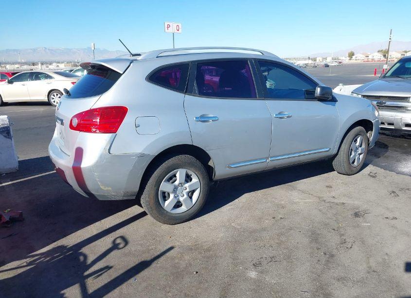 Photo 4 of 2015 Nissan Rogue SELECT S (VIN JN8AS5MT6FW654866)