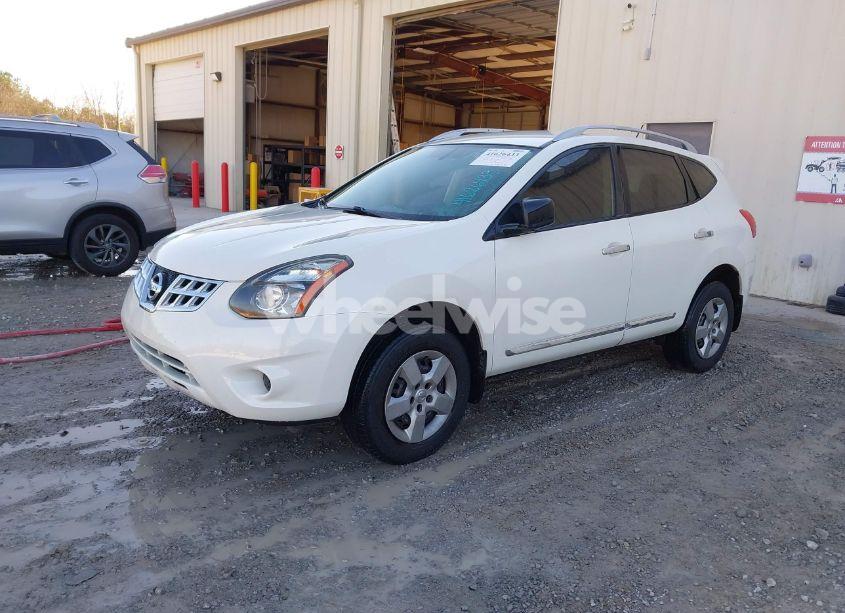 Photo 2 of 2015 Nissan Rogue SELECT S (VIN JN8AS5MT6FW657492)
