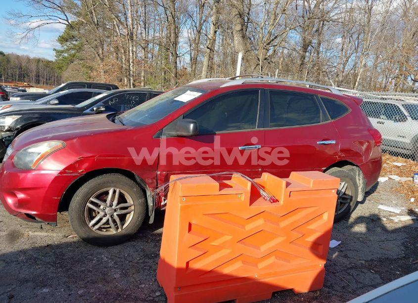 Photo 14 of 2015 Nissan Rogue SELECT S (VIN JN8AS5MT6FW666032)