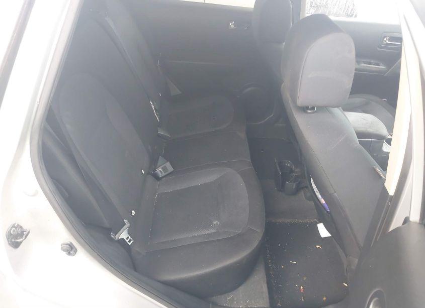 Photo 8 of 2015 Nissan Rogue SELECT S (VIN JN8AS5MT6FW674065)