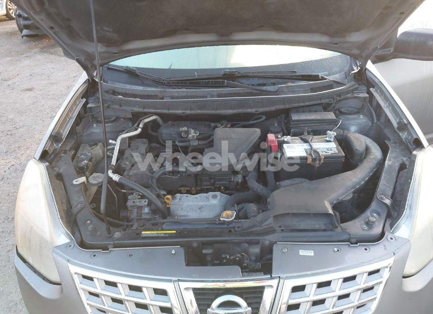 Photo 10 of 2010 Nissan Rogue S (VIN JN8AS5MT7AW004601)