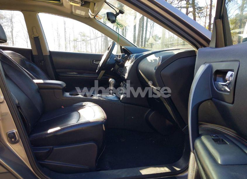 Photo 5 of 2011 Nissan Rogue SV (VIN JN8AS5MT7BW150546)