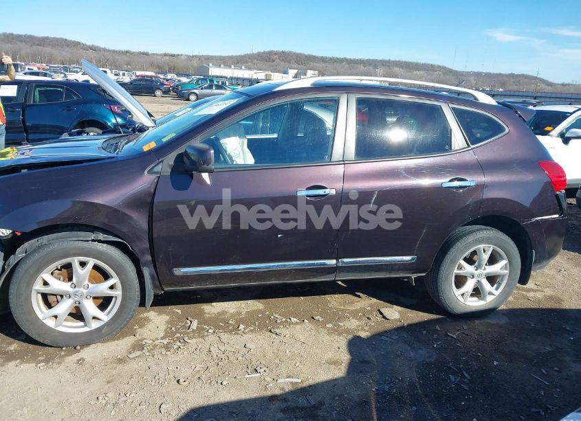 Photo 14 of 2011 Nissan Rogue SV (VIN JN8AS5MT7BW153060)