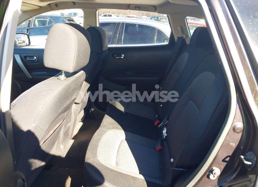 Photo 8 of 2011 Nissan Rogue SV (VIN JN8AS5MT7BW153060)