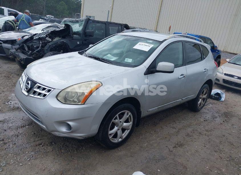Photo 2 of 2011 Nissan Rogue SV (VIN JN8AS5MT7BW168819)
