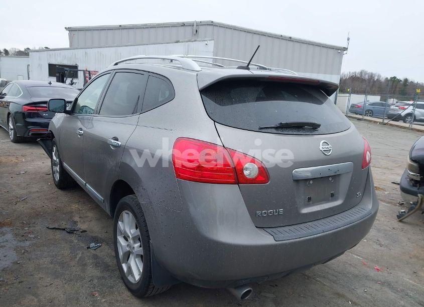Photo 3 of 2011 Nissan Rogue SV (VIN JN8AS5MT7BW189945)