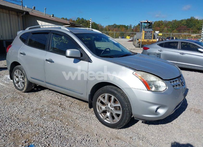 2011 Nissan Rogue SV (VIN JN8AS5MT7BW571232) main photo