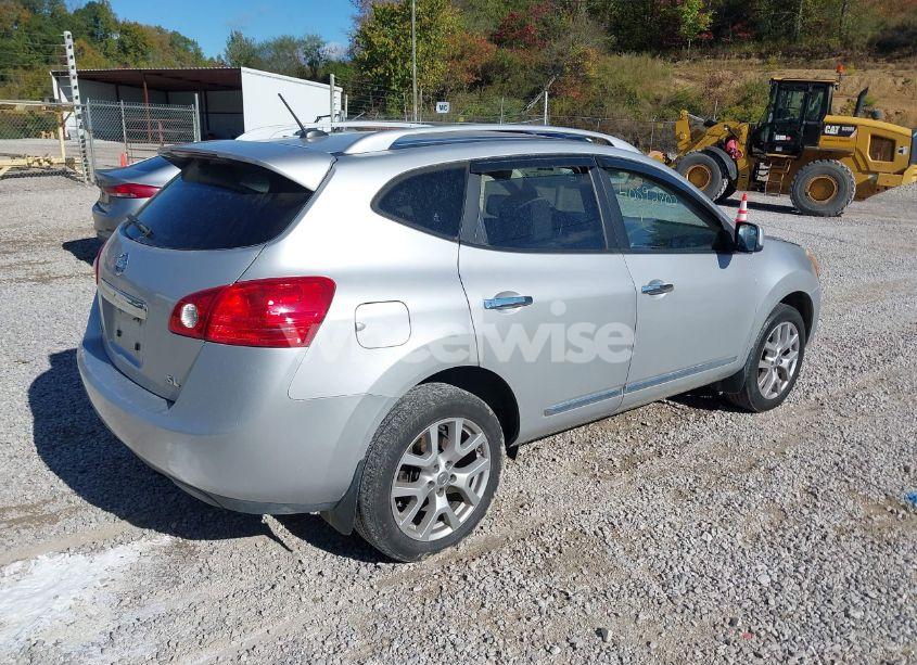 Photo 4 of 2011 Nissan Rogue SV (VIN JN8AS5MT7BW571232)