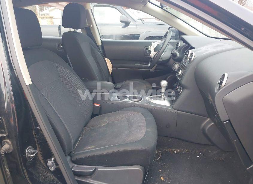 Photo 5 of 2012 Nissan Rogue S (VIN JN8AS5MT7CW609625)