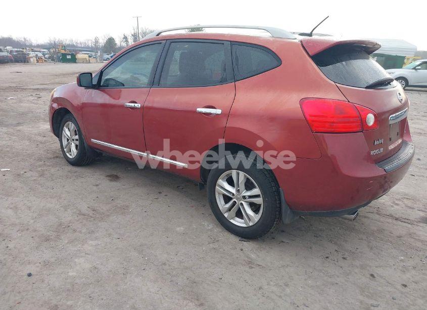 Photo 3 of 2013 Nissan Rogue SV (VIN JN8AS5MT7DW008880)