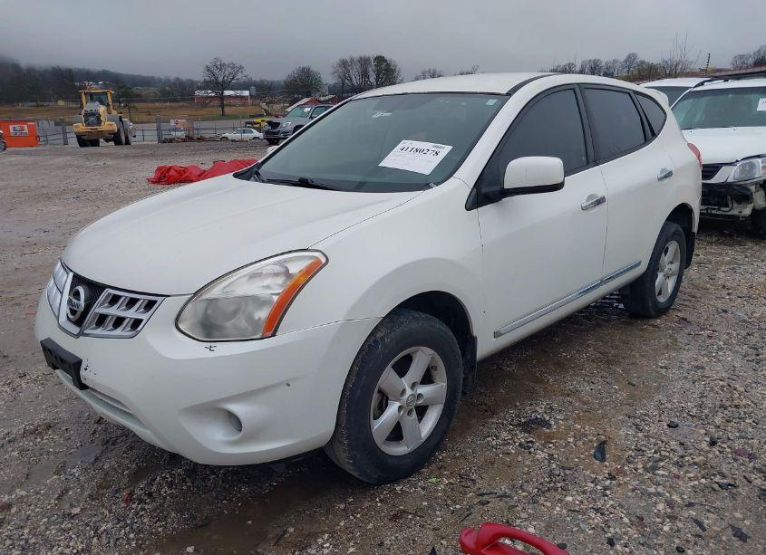 Photo 2 of 2013 Nissan Rogue S (VIN JN8AS5MT7DW038588)