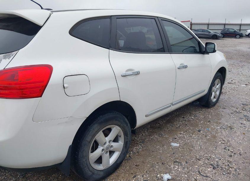 Photo 6 of 2013 Nissan Rogue S (VIN JN8AS5MT7DW038588)