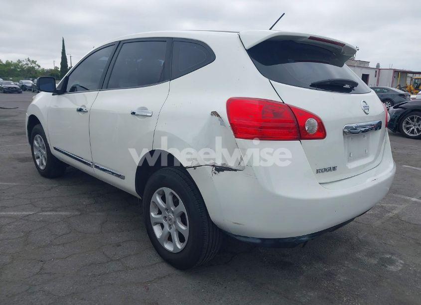 Photo 3 of 2013 Nissan Rogue S (VIN JN8AS5MT7DW536337)