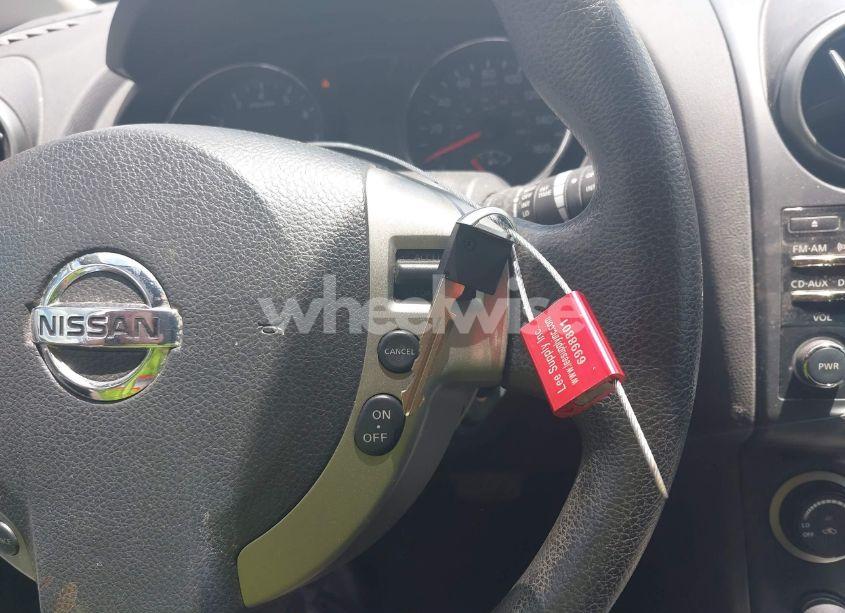 Photo 11 of 2013 Nissan Rogue SV (VIN JN8AS5MT7DW543143)