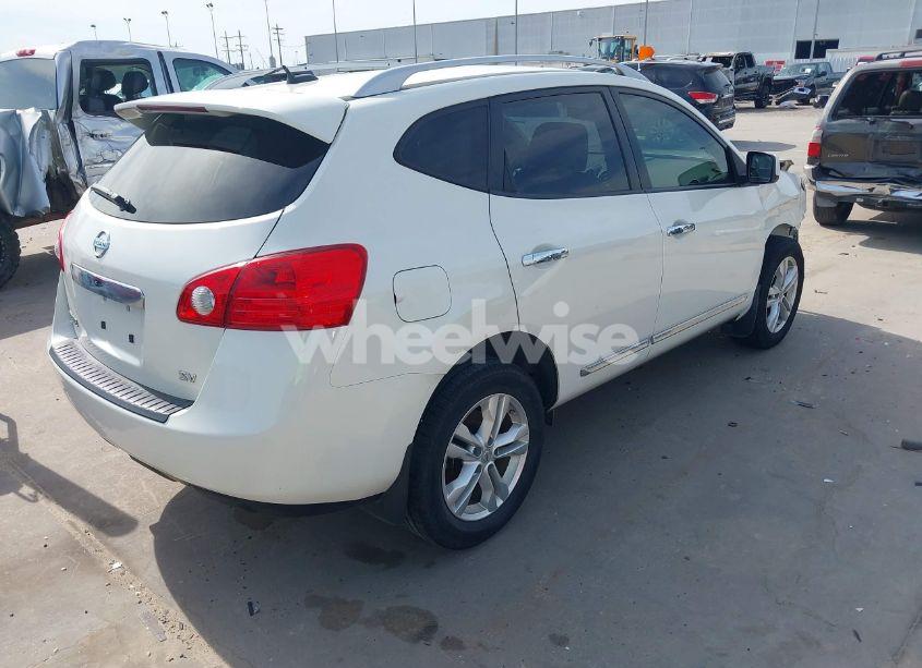 Photo 4 of 2013 Nissan Rogue SV (VIN JN8AS5MT7DW543143)