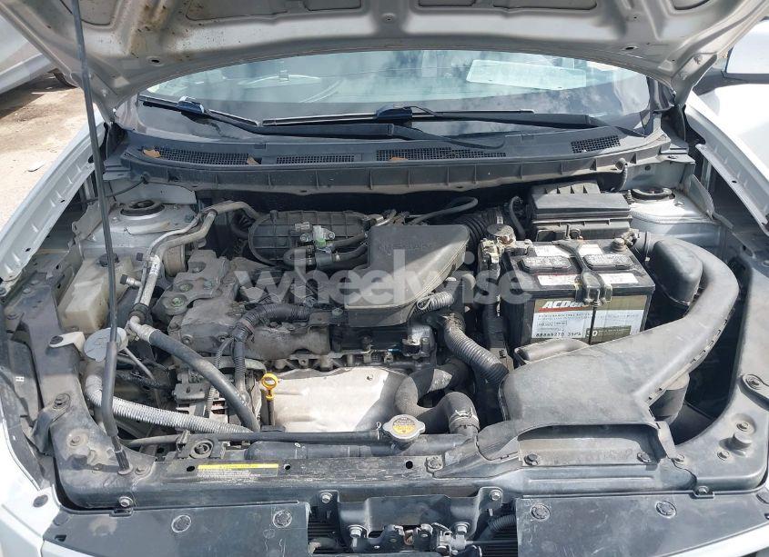 Photo 10 of 2013 Nissan Rogue S (VIN JN8AS5MT7DW547936)