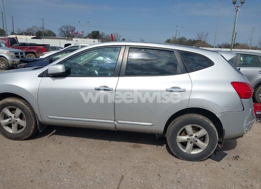 Photo 14 of 2013 Nissan Rogue S (VIN JN8AS5MT7DW547936)