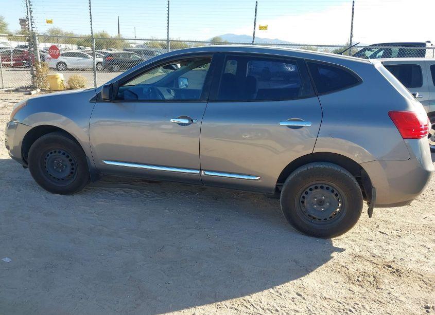 Photo 13 of 2014 Nissan Rogue SELECT S (VIN JN8AS5MT7EW602631)