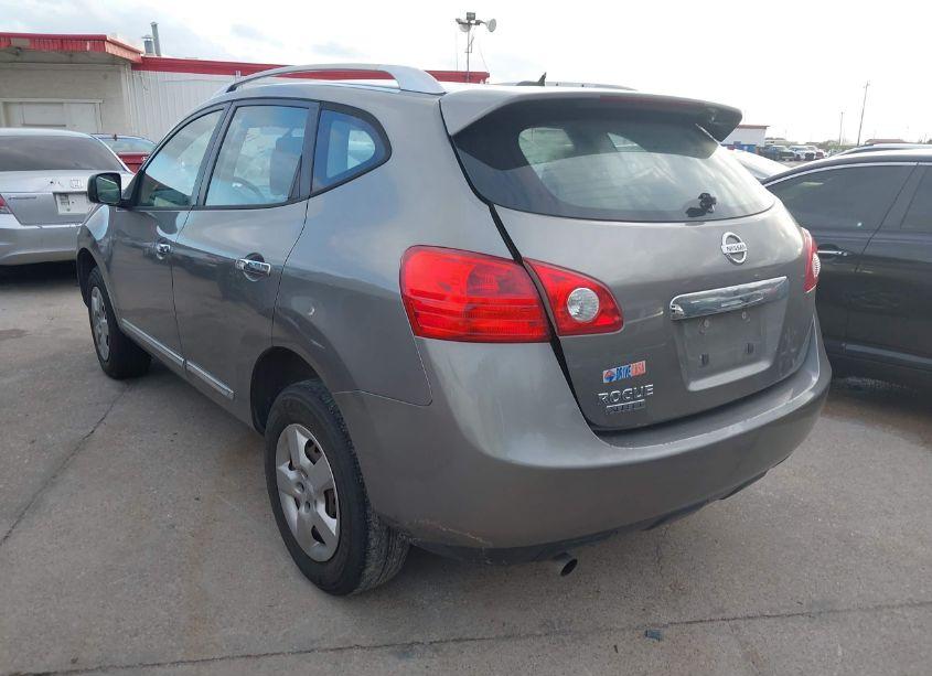 Photo 3 of 2014 Nissan Rogue SELECT S (VIN JN8AS5MT7EW615170)