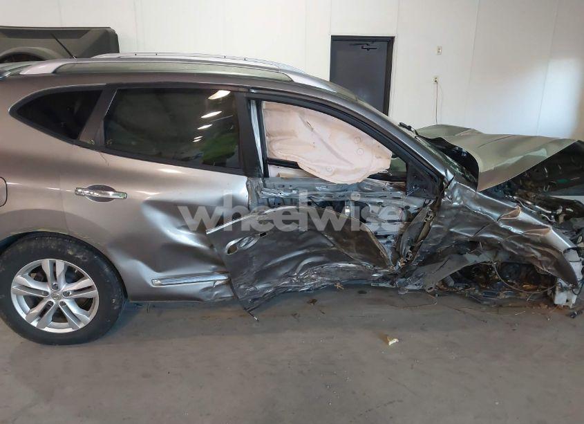 Photo 12 of 2015 Nissan Rogue SELECT S (VIN JN8AS5MT7FW151816)