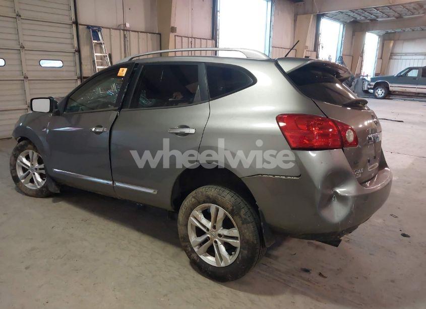 Photo 3 of 2015 Nissan Rogue SELECT S (VIN JN8AS5MT7FW151816)