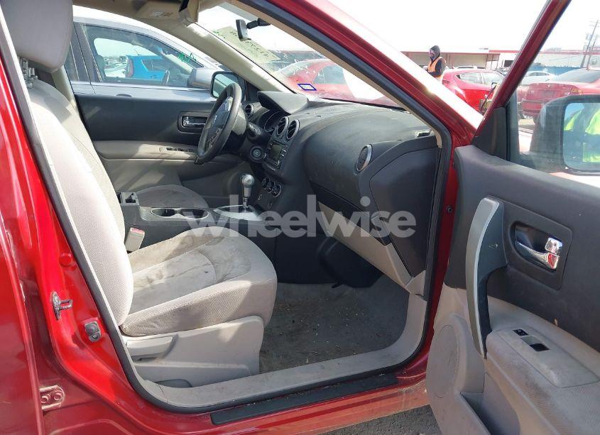 Photo 5 of 2015 Nissan Rogue SELECT S (VIN JN8AS5MT7FW153663)