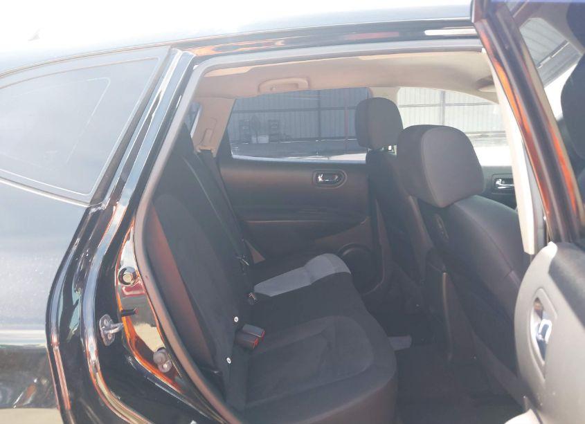 Photo 8 of 2015 Nissan Rogue SELECT S (VIN JN8AS5MT7FW665262)