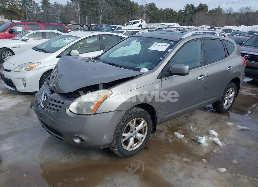 Photo 2 of 2010 Nissan Rogue SL (VIN JN8AS5MT8AW015915)