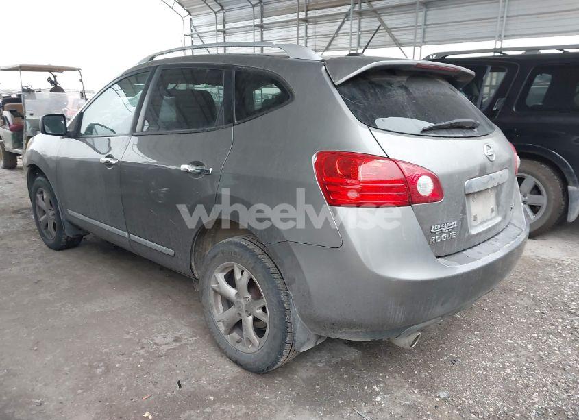 Photo 3 of 2011 Nissan Rogue SV (VIN JN8AS5MT8BW164214)