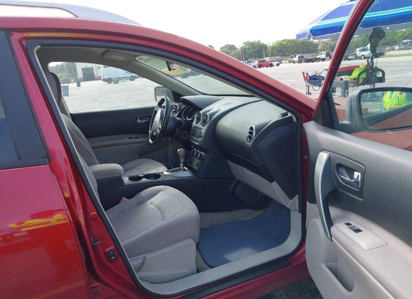 Photo 5 of 2011 Nissan Rogue SV (VIN JN8AS5MT8BW175133)