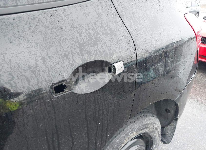 Photo 15 of 2011 Nissan Rogue SV (VIN JN8AS5MT8BW565794)