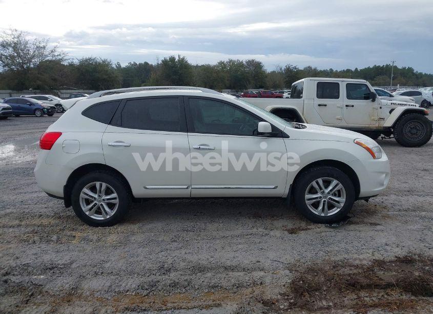 Photo 13 of 2012 Nissan Rogue SV (VIN JN8AS5MT8CW300682)