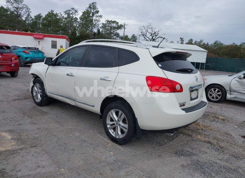 Photo 3 of 2012 Nissan Rogue SV (VIN JN8AS5MT8CW300682)