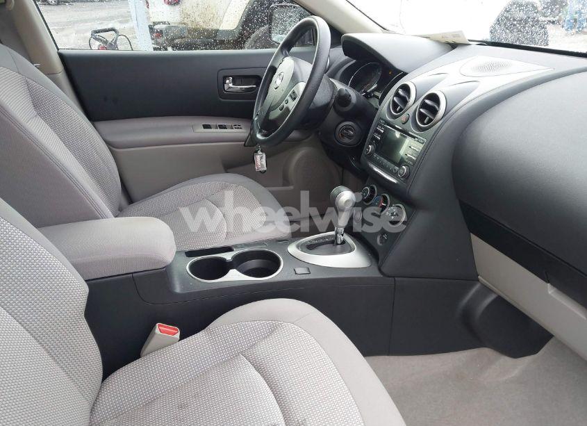 Photo 5 of 2012 Nissan Rogue SV (VIN JN8AS5MT8CW300682)